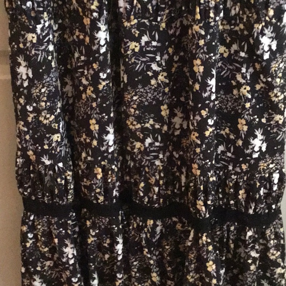 Free the Roses Ruffled Square Neck Maxi Dress. - Picture 4 of 5